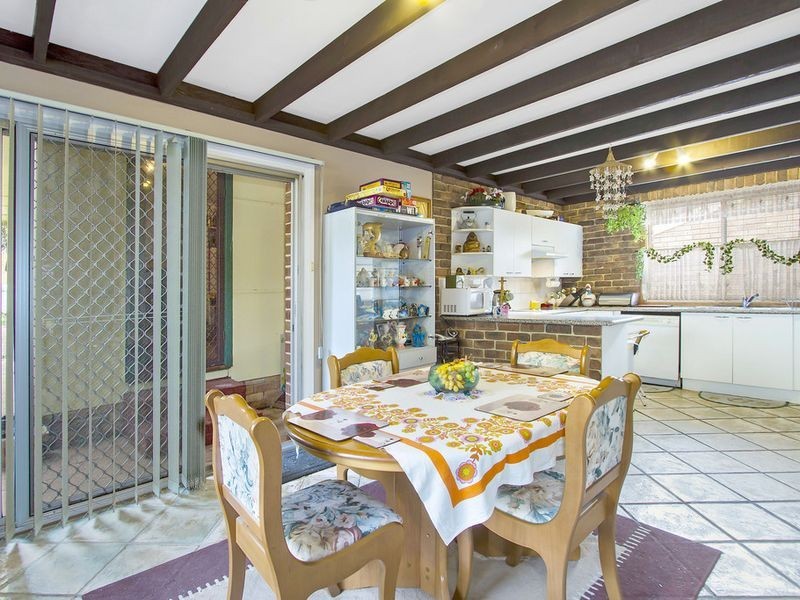 179 Brisbane Water Drive, Point Clare NSW 2250