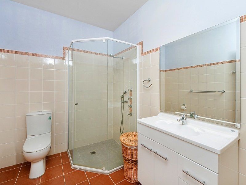 2c Kateena Ave, Tascott NSW 2250