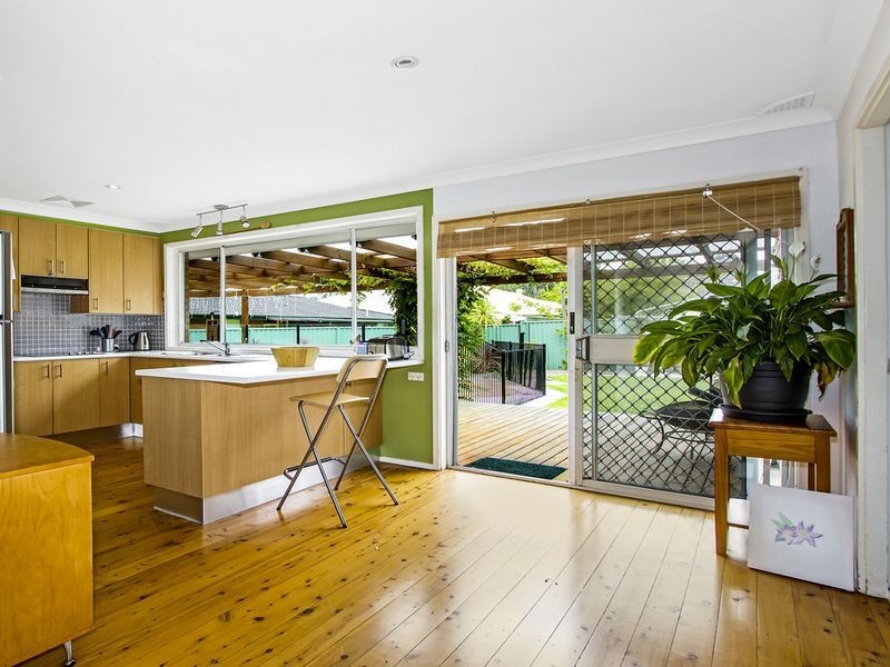 3 Shoreview Close, Point Clare NSW 2250