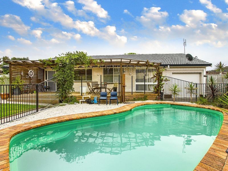 3 Shoreview Close, Point Clare NSW 2250