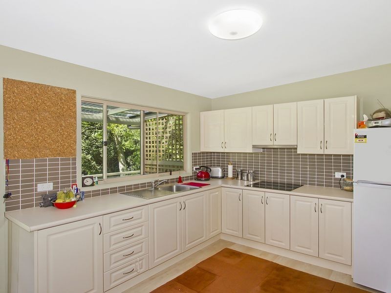 237 Wells Street, Springfield NSW 2250