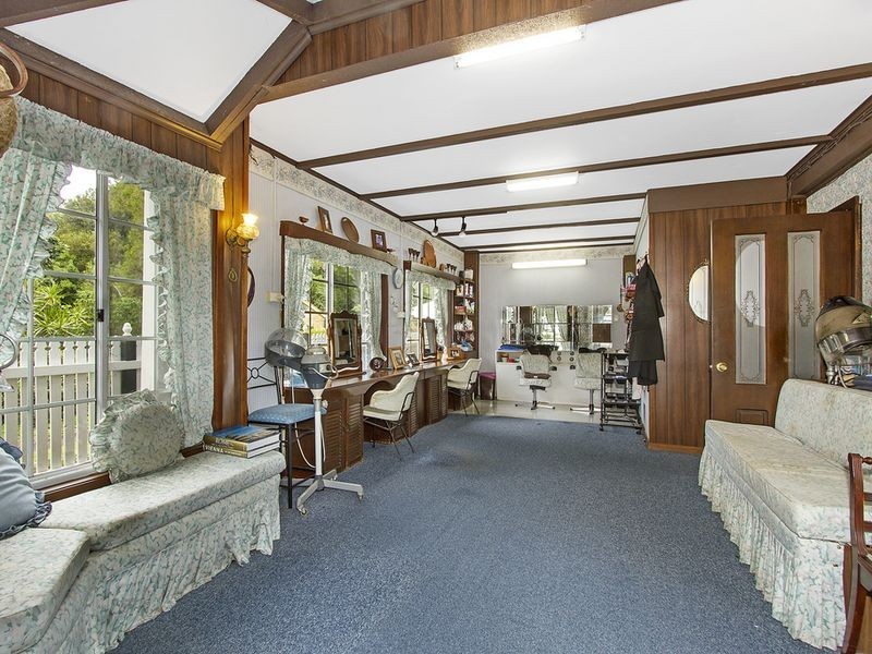 23 Henry Kendall Street, West Gosford NSW 2250