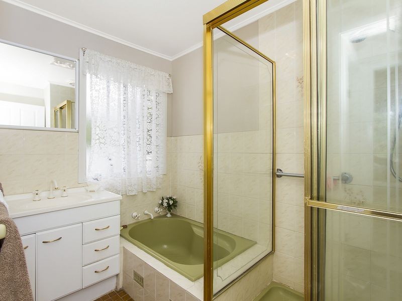 23 Henry Kendall Street, West Gosford NSW 2250