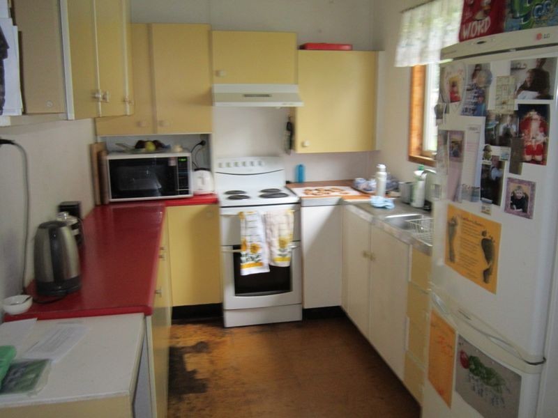 52 Victory Parade, Tascott NSW 2250