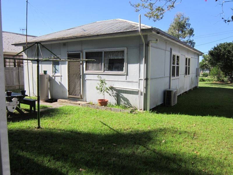 52 Victory Parade, Tascott NSW 2250