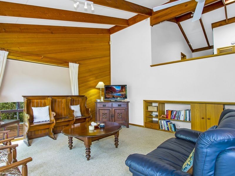 7 Kateena Avenue, Tascott NSW 2250