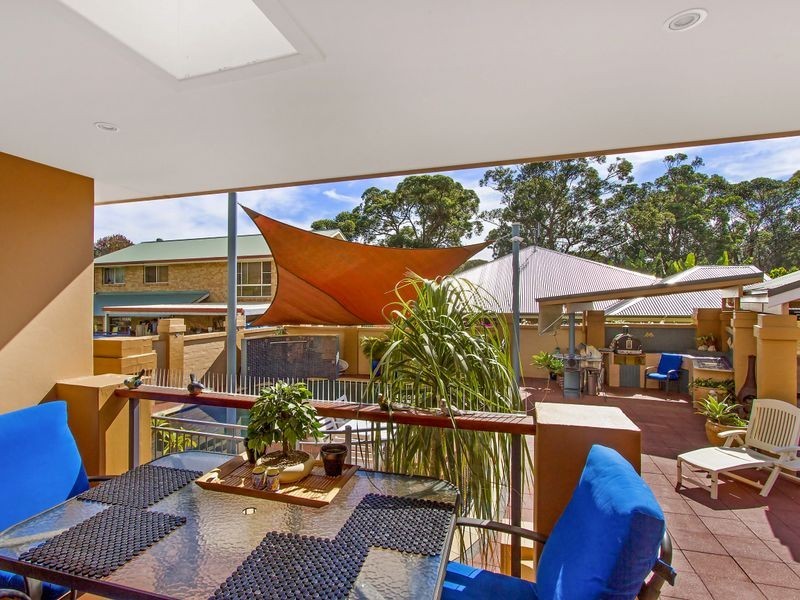 5 Golden Avenue, Point Clare NSW 2250