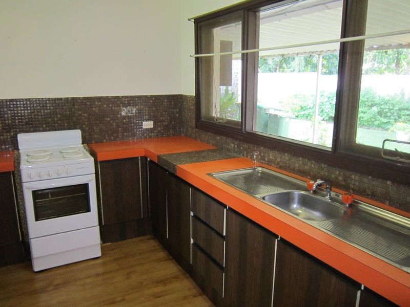 6 Shore Brace, Tascott NSW 2250