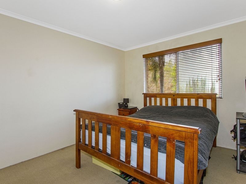 2/23 Hills Street, Gosford NSW 2250