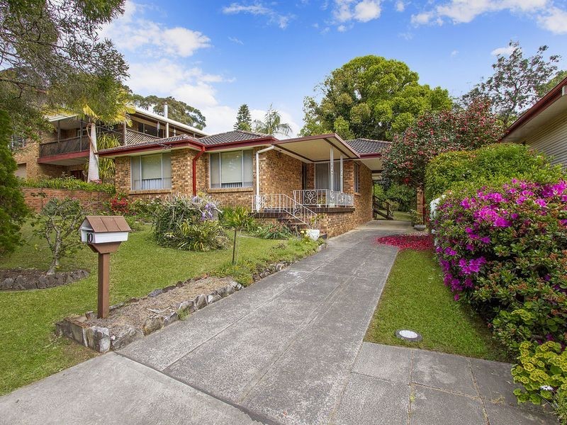 10 Jindalee Avenue, Point Clare NSW 2250