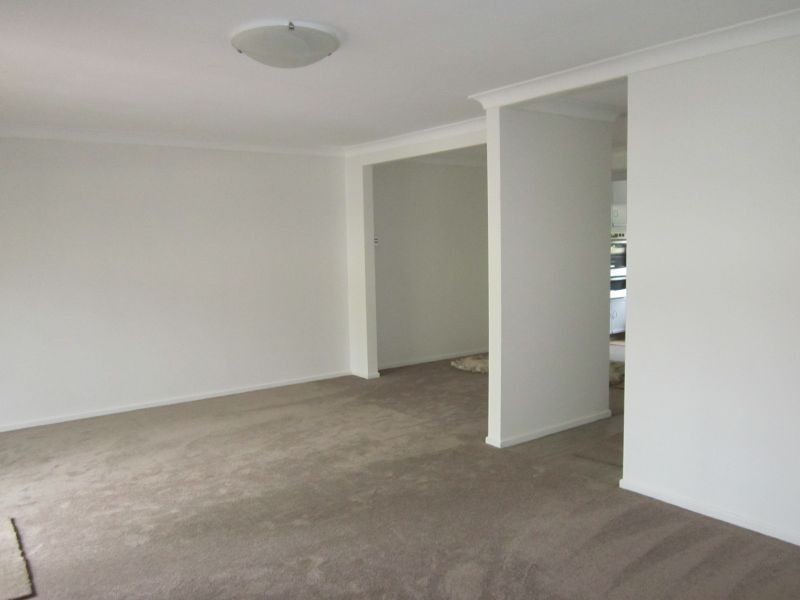 4/15 Kurrawa Avenue, Point Clare NSW 2250