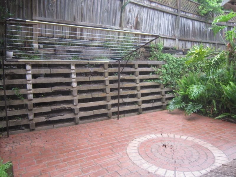 4/15 Kurrawa Avenue, Point Clare NSW 2250