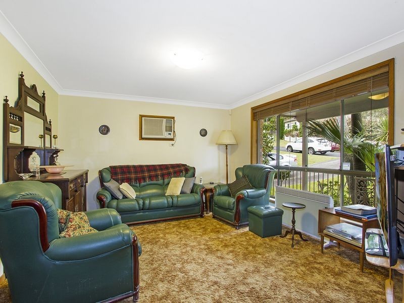 25 Lock Avenue, Springfield NSW 2250