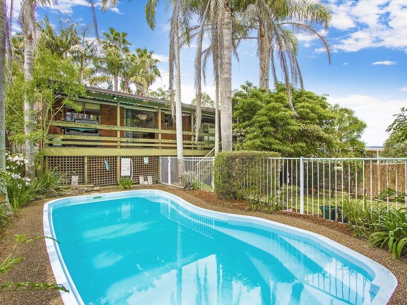 25 Lock Avenue, Springfield NSW 2250