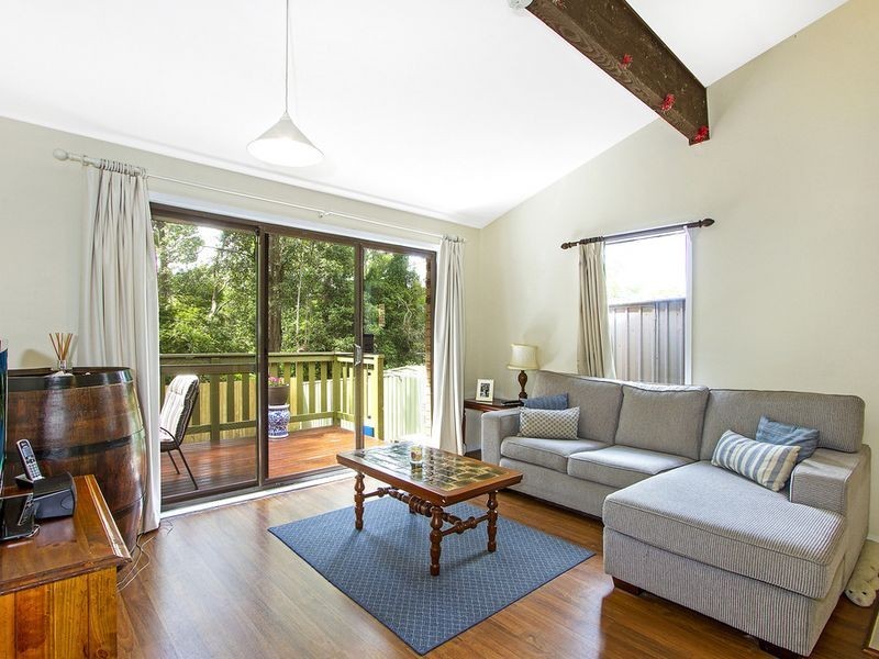 4 Heather Crescent, Wyoming NSW 2250