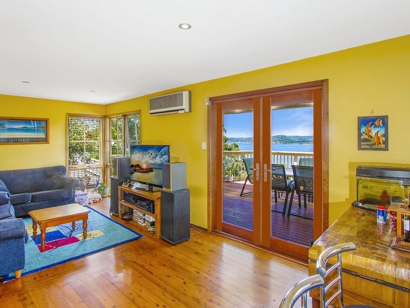 11 Indra Road, Tascott NSW 2250