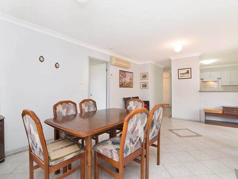 29 Manooka Road, Point Clare NSW 2250