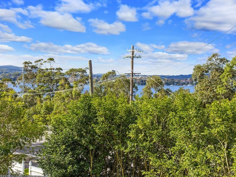 25 Brisbane Water Drive, Point Clare NSW 2250