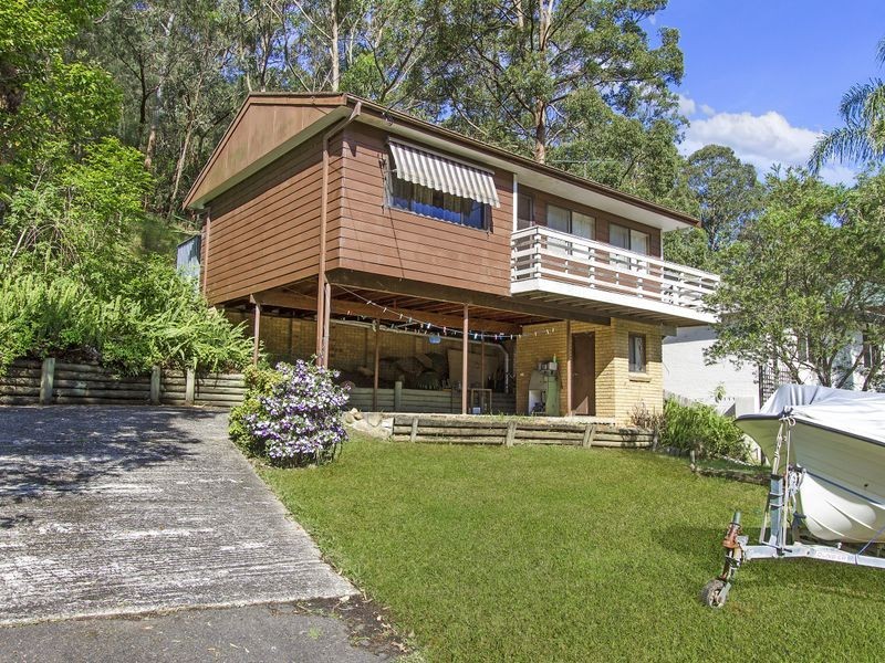 27 Melaleuca Crescent, Tascott NSW 2250