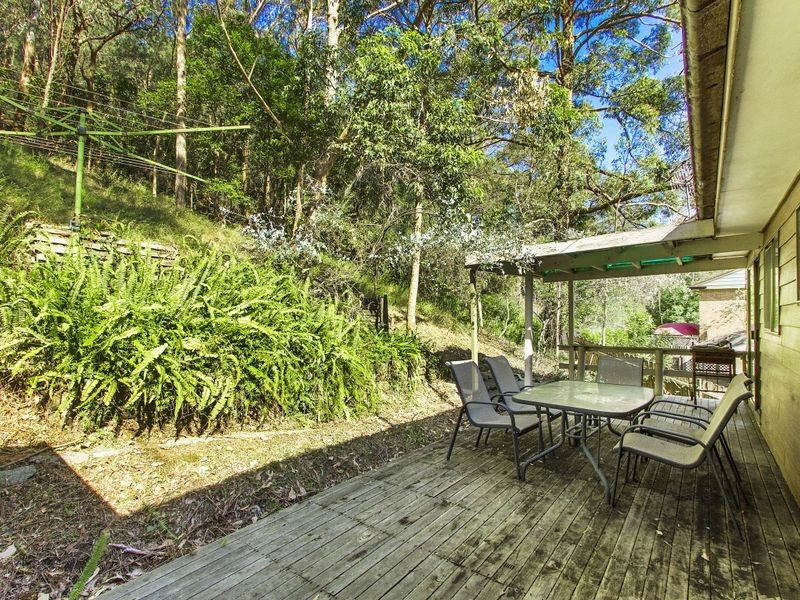 27 Melaleuca Crescent, Tascott NSW 2250