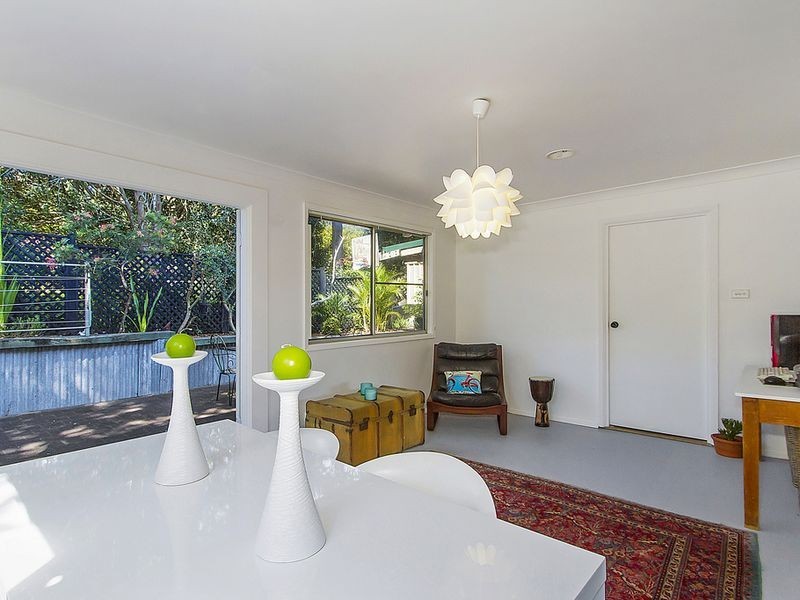 14 Priestley Parade, Point Clare NSW 2250