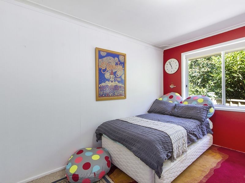 14 Priestley Parade, Point Clare NSW 2250