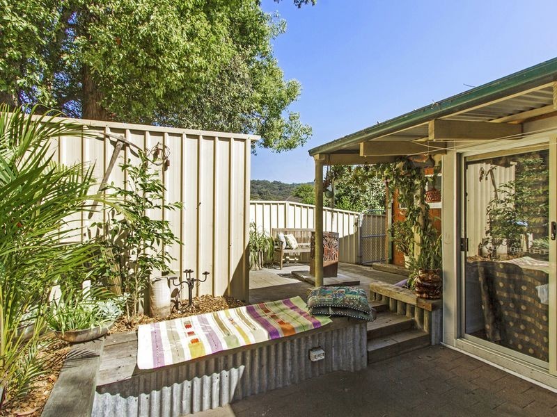 14 Priestley Parade, Point Clare NSW 2250