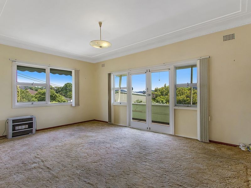 154 Brisbane Water Drive, Point Clare NSW 2250