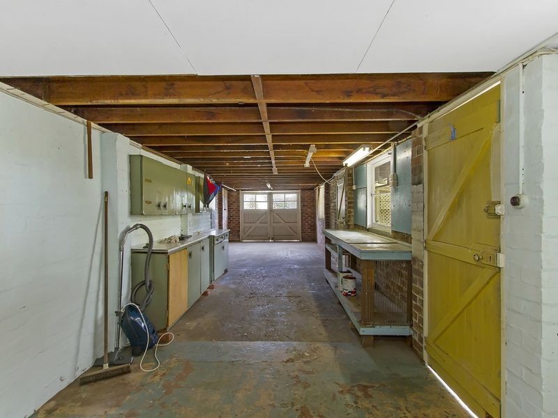 154 Brisbane Water Drive, Point Clare NSW 2250