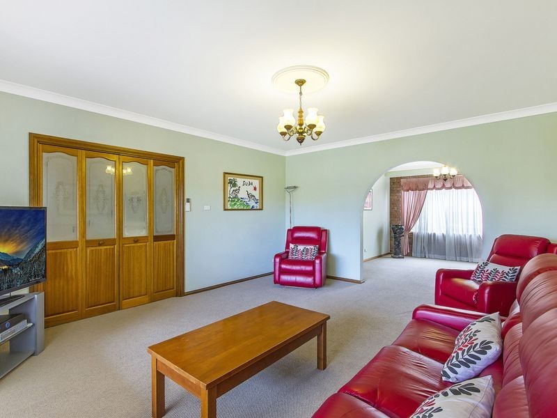 26 Collard Road, Point Clare NSW 2250