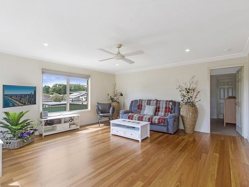 12a Collard Road, Point Clare NSW 2250