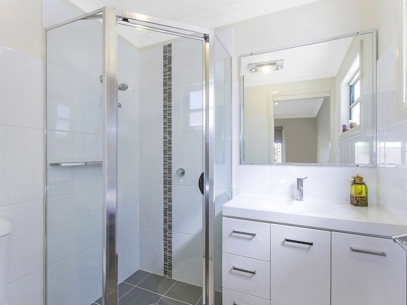 12a Collard Road, Point Clare NSW 2250