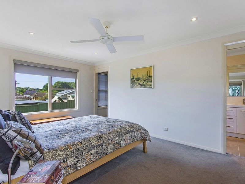 12a Collard Road, Point Clare NSW 2250