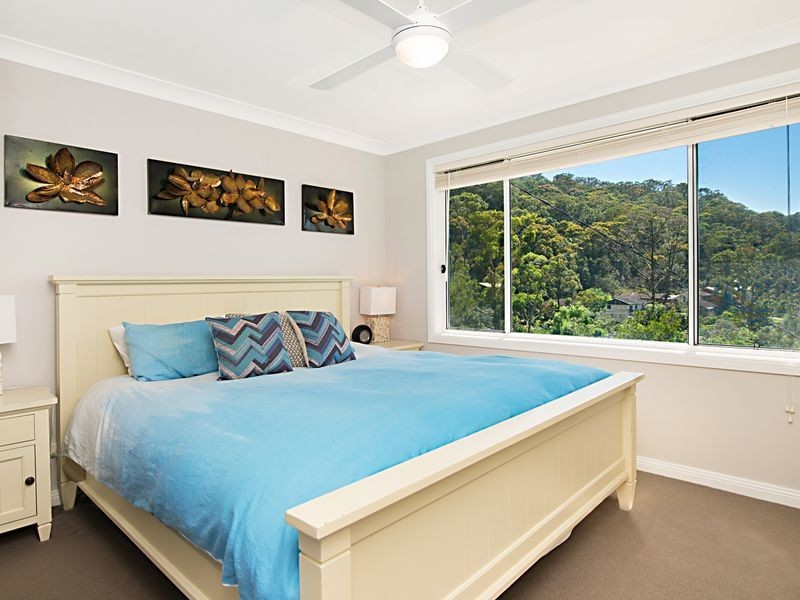 10 Clipper Crescent, Tascott NSW 2250