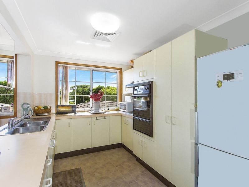 13/223 Brisbane Water Drive, Point Clare NSW 2250