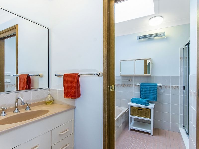 13/223 Brisbane Water Drive, Point Clare NSW 2250