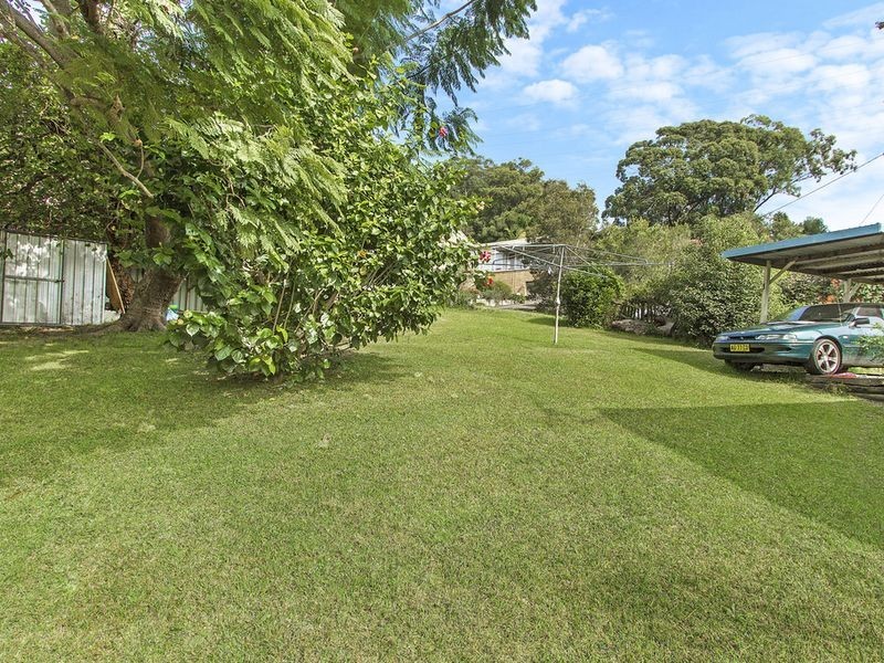 135 Brisbane Water Drive, Point Clare NSW 2250