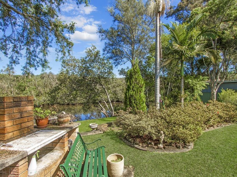 36 Uratta Street, West Gosford NSW 2250