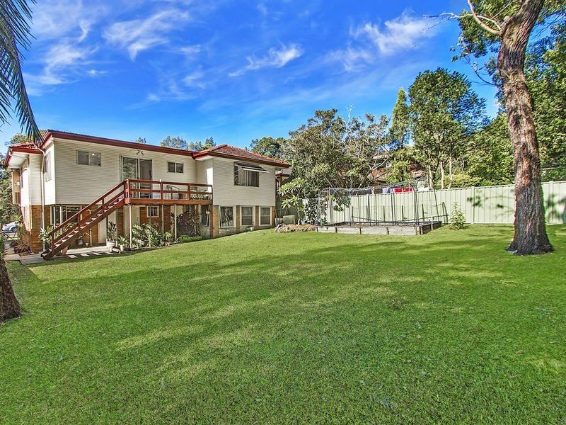 12 Jindalee Avenue, Point Clare NSW 2250
