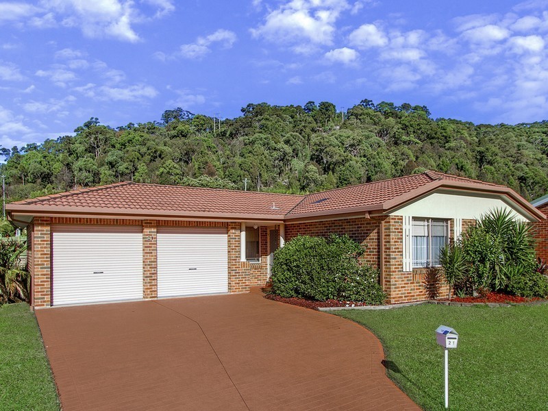 21 Singleton Road, Point Clare NSW 2250