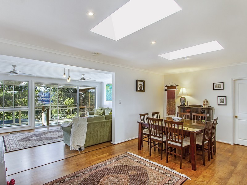 14 Fiona Street, Point Clare NSW 2250