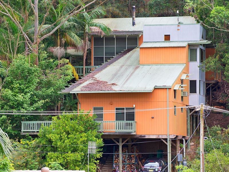 33 Melaleuca Crescent, Tascott NSW 2250