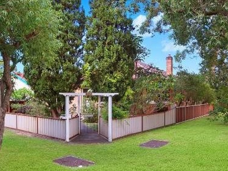 135 Memorial Avenue, Ettalong Beach NSW 2257