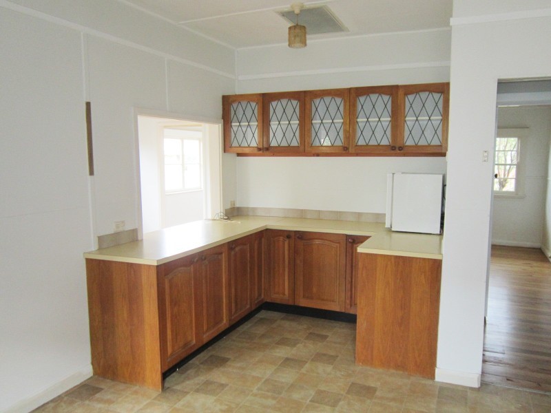 135 Memorial Avenue, Ettalong Beach NSW 2257