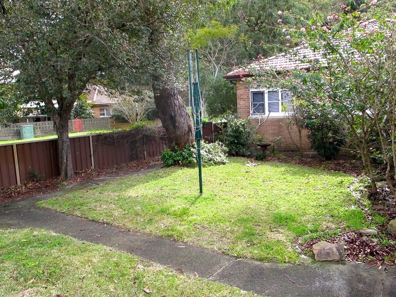 135 Memorial Avenue, Ettalong Beach NSW 2257