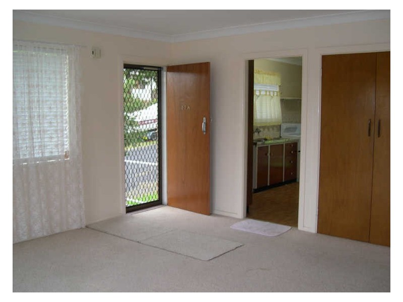 33a Nioka Avenue, Point Clare NSW 2250