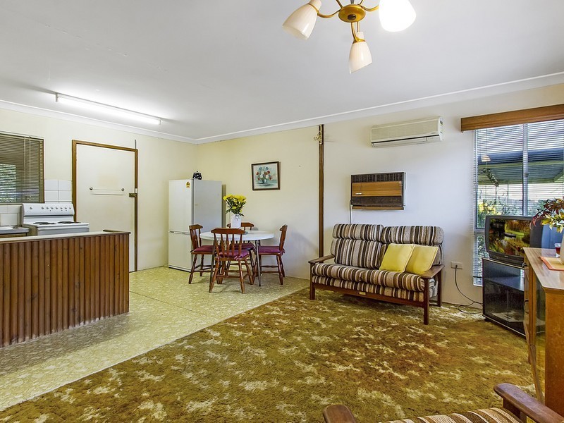 10 Vee Jay Place, Tascott NSW 2250