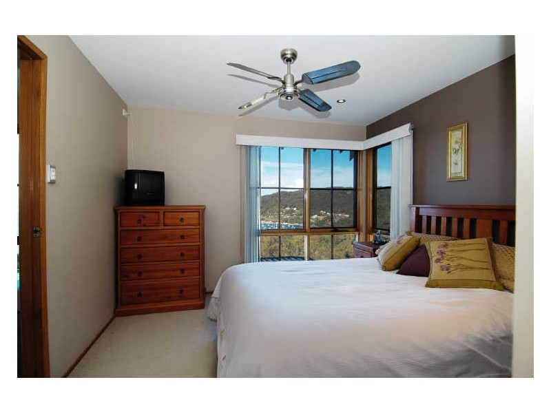 11 Indra Road, Tascott NSW 2250