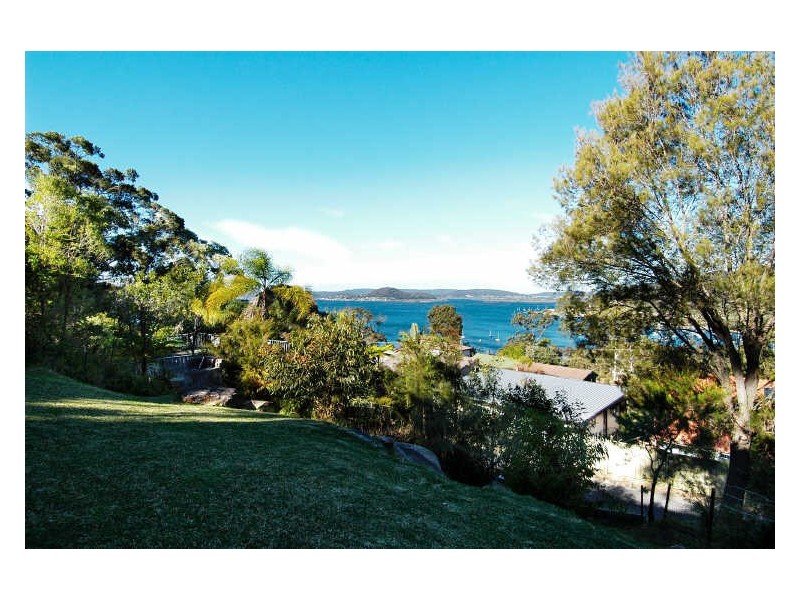 11 Indra Road, Tascott NSW 2250