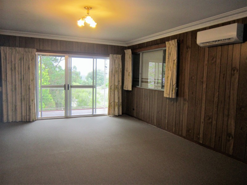 16 Margaret Street, Point Clare NSW 2250